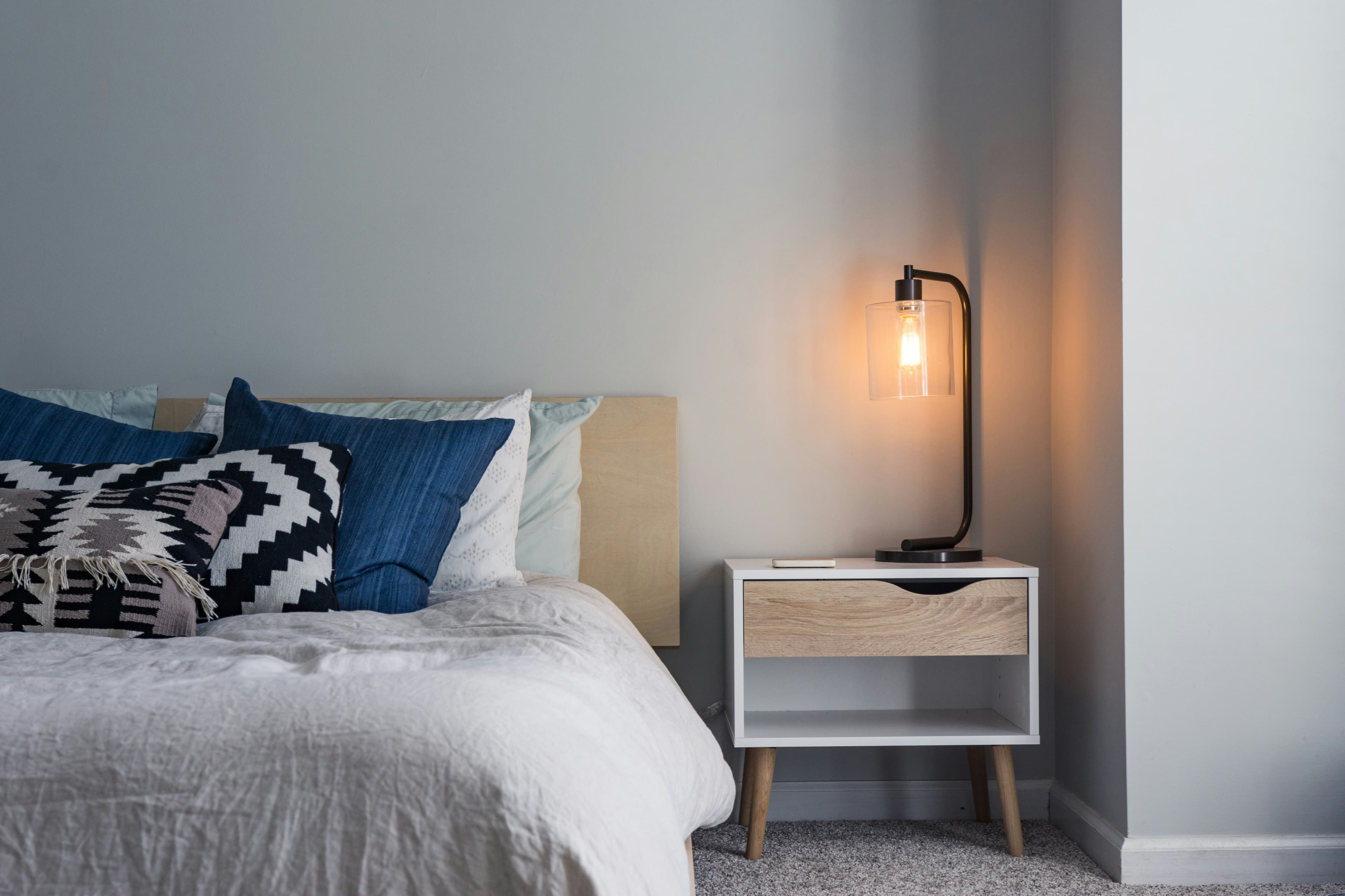 Illustration de l'article : Éveil Printanier : Les Tendances Couleurs et Matières pour Sublimer votre Intérieur